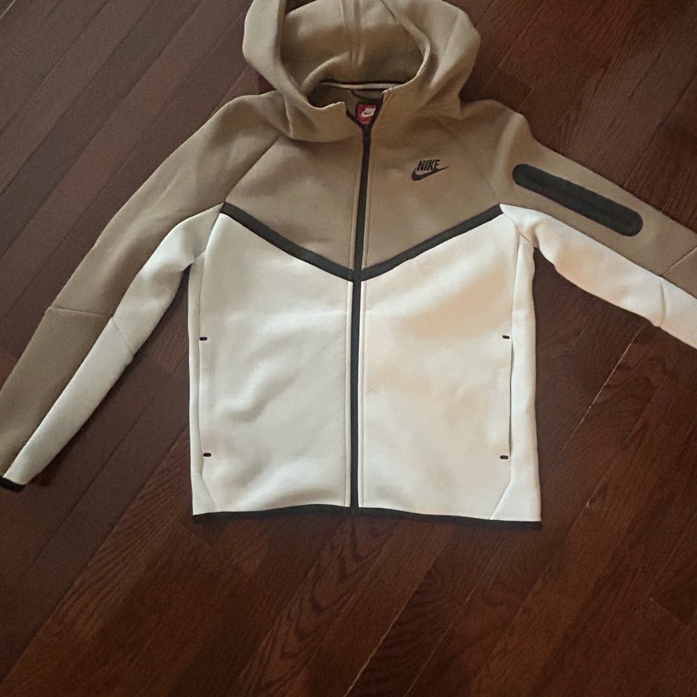 Nike Tan and Black Zip-Up Hoodie